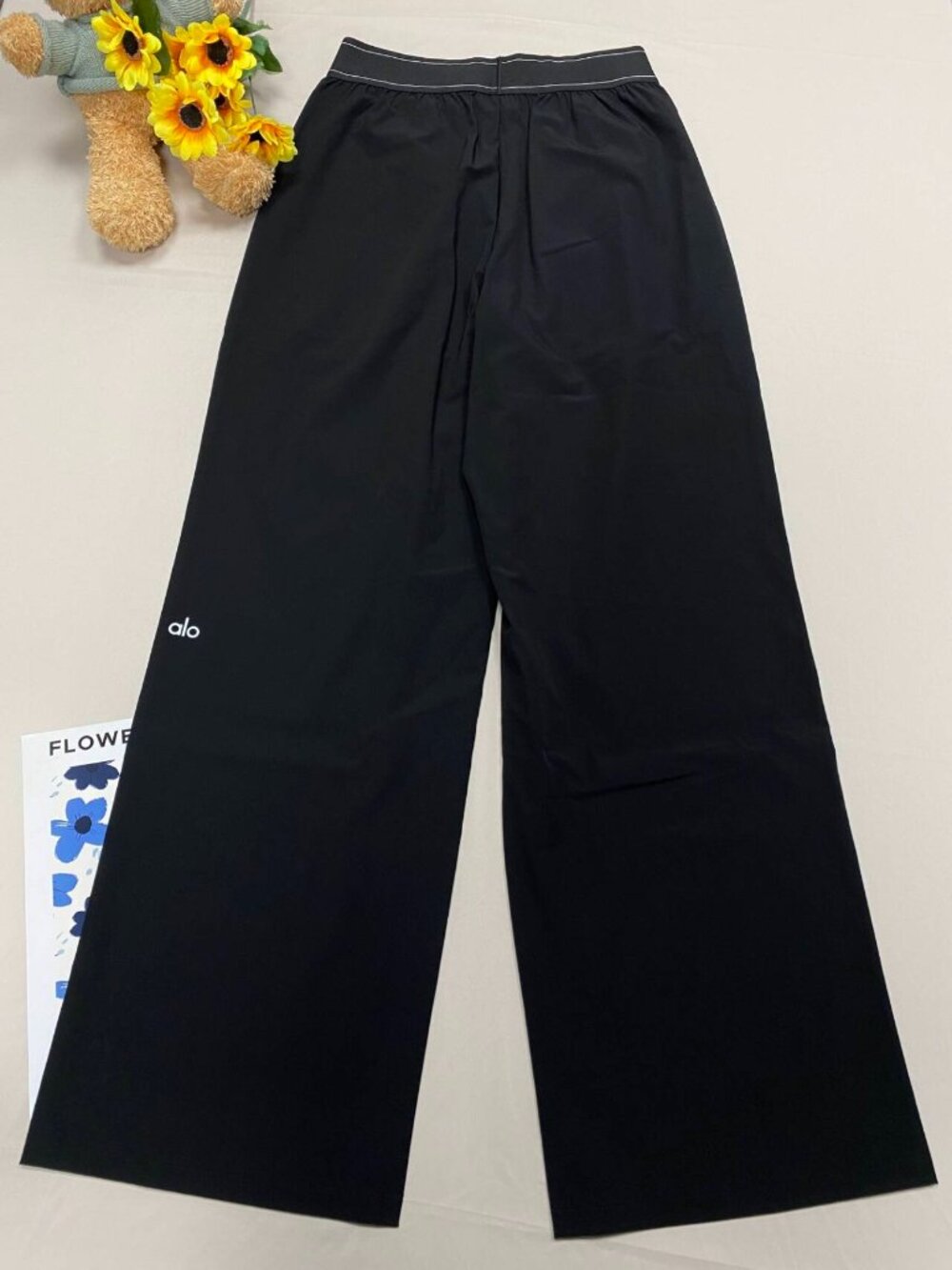 ALO Yoga Suit Up Trouser Black Relaxed Wide (Regular)Athleisure Chic😎Size S/M - Picture 6 of 8